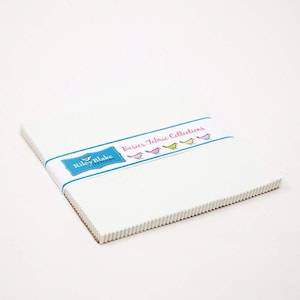 Pastel de capas apilado de 10 pulgadas de Confetti Cottons Off White