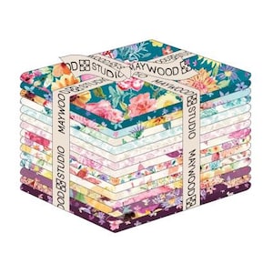 Nature Studies Fat Quarter Bundle Maywood Studios   15 Pieces