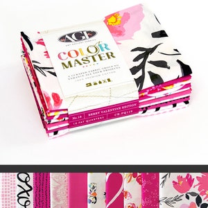 Può includere: Un pacchetto di 10 quadrati di tessuto di misura "fat quarter" in un motivo floreale rosa e bianco. Il tessuto è etichettato "Berry Valentine Edition" e fa parte della collezione "Color Master" di AGF.