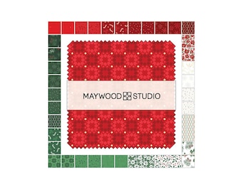 Pode incluir: Uma amostra de tecido quadrada com um padrão vermelho e branco, rodeada por amostras de tecido menores em vermelho e verde. A amostra central tem um design repetitivo e uma faixa branca com "MAYWOOD STUDIO" impresso.