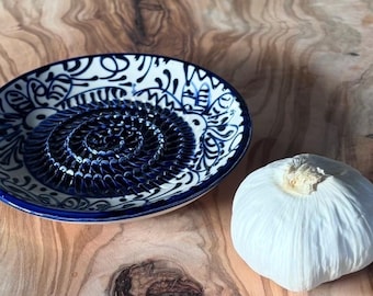 Spanish Garlic Grater Plate – Blue & White Ceramic, Handmade Kitchen Dish