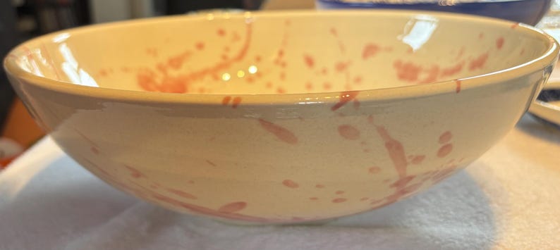 Large Spanish pink and white splatter salad bowl Fruit bowl, large handpainted serving bowl image 6