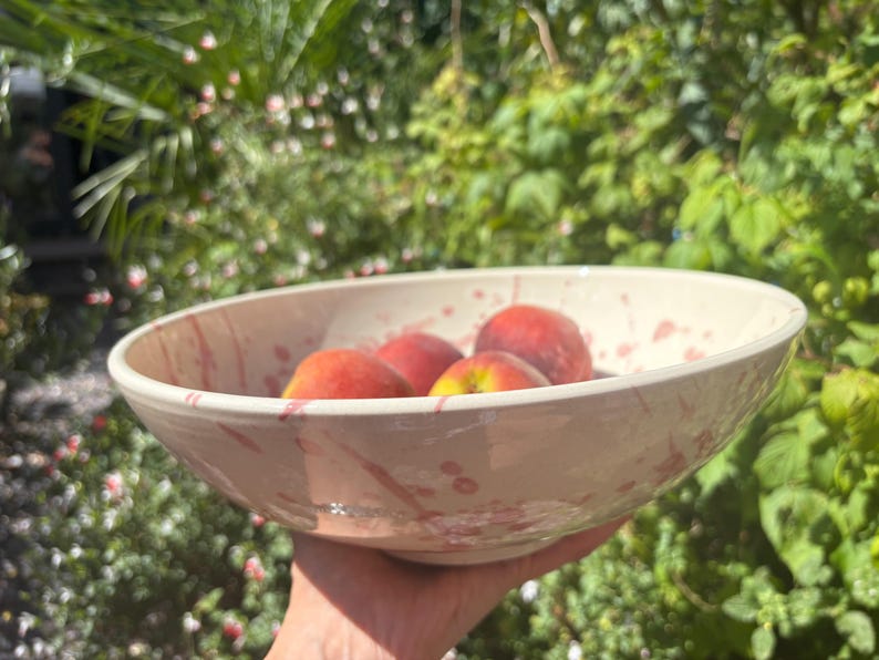 Large Spanish pink and white splatter salad bowl Fruit bowl, large handpainted serving bowl image 1