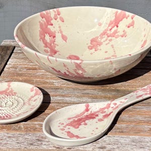 Large Spanish pink and white splatter salad bowl Fruit bowl, large handpainted serving bowl image 12