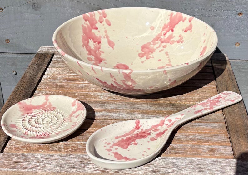 Large Spanish pink and white splatter salad bowl Fruit bowl, large handpainted serving bowl image 12