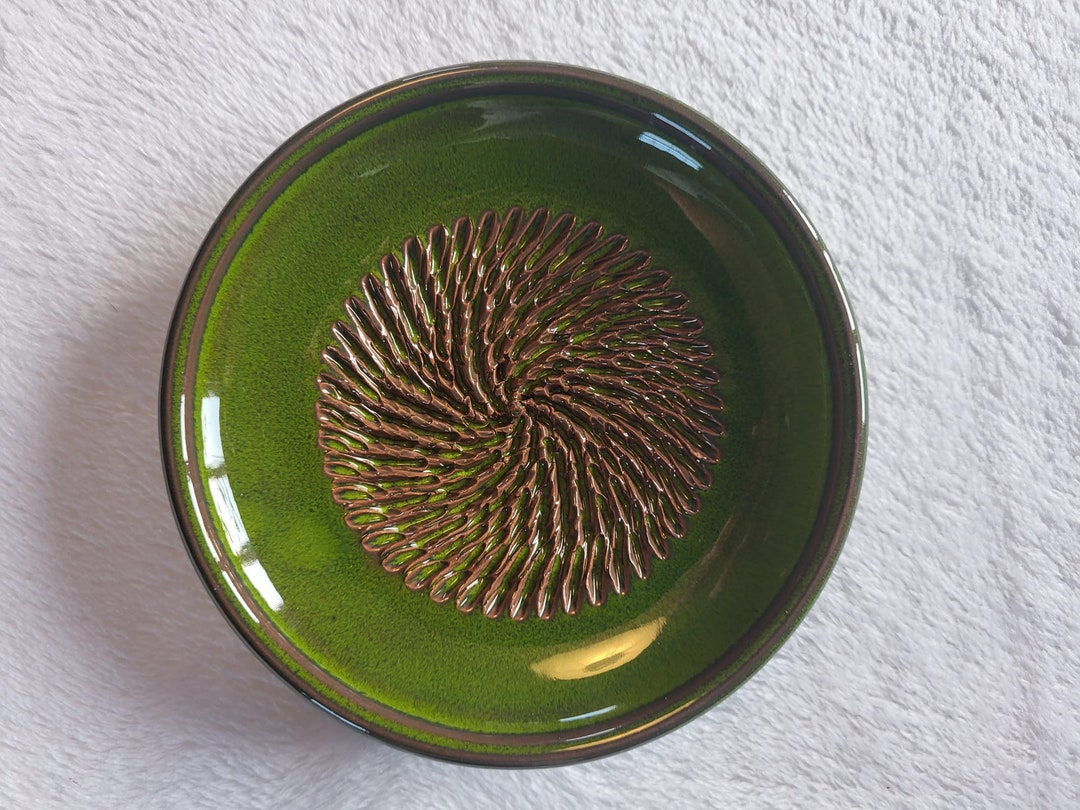 Spanish Pottery Garlic Rasp, Ginger Grater Green Ceramic Plate - Etsy UK