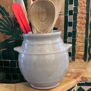 Large Grey Spanish Pottery Utensil Holder - Handmade Ceramic Kitchen Crock - 16cm Artisan Tool Jar & Modern Farmhouse Decor