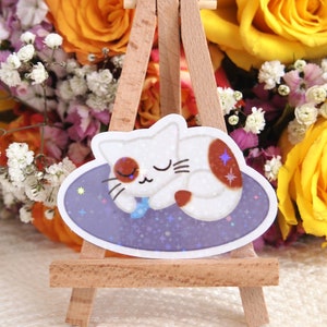 Slapende kat sticker | slapende kattensticker |  Duurzame stickers | Laptopstickers | Vinylstickers | Anime kattenstickers | Glitters