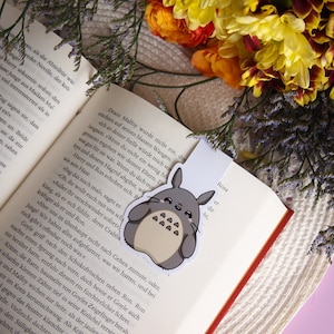 Magnetic bookmark gray bear | Nature Yokai bookmark | Nature Yokai bookmark | Magnetic | Anime bookmark | Decoration
