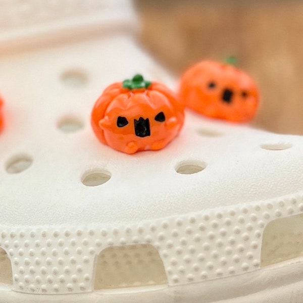 Scary Pumpkin Croc Charm