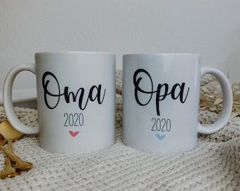 Tasse OMA / OPA + JAHRESZAHL (personalisiert) |  Geschenkidee Muttertag & Vatertag | für Oma und Opa | Schwangerschaftsverkündung | Set