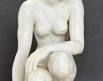 Fritz Klimsch for Rosenthal, porcelain sculpture of a woman, signed circa 1940.