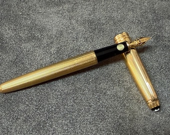 Montblanc Meisterstück Solitaire gold metal fountain pen, 1634, 18K gold nib, vintage,