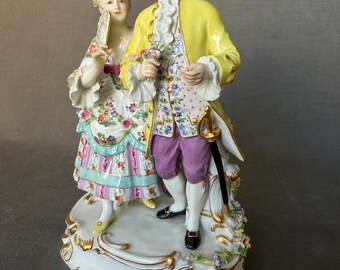 Meissen – Pareja galante rococó O158 – August Ringler – Porcelana policromada, ca. 1890