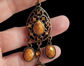 Flamenco earrings in mustard and yellow tones. Vintage. New.