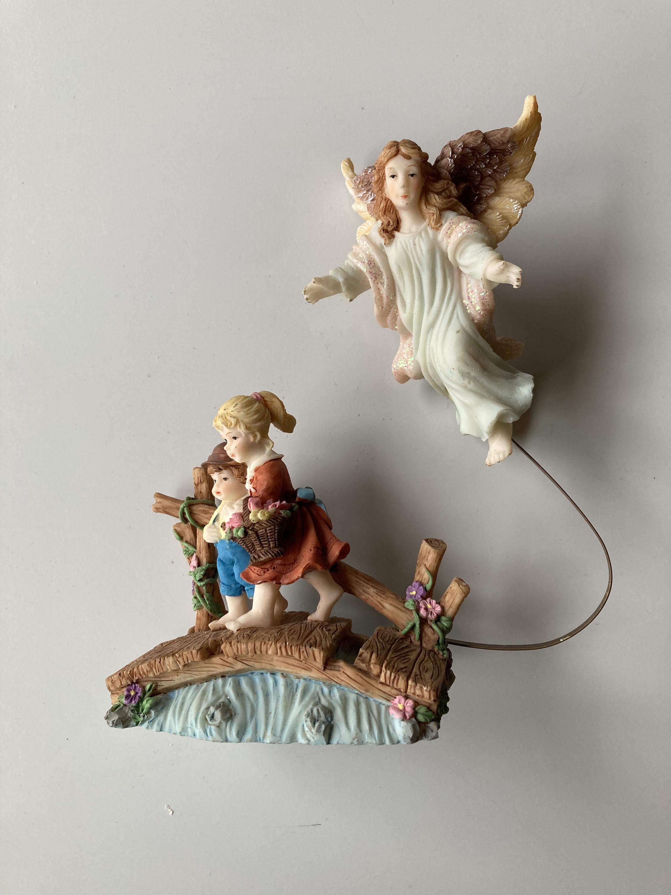 【希少】天使とキリスト幼子 ヴィンテージ 置物 Vintage Guardian Angel and Children Figurine - Etsy