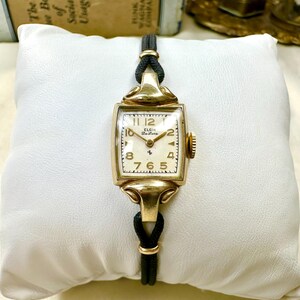 1940s Elgin Deluxe Women's Wristwatch: 10k Gold Filled, Silk Cord