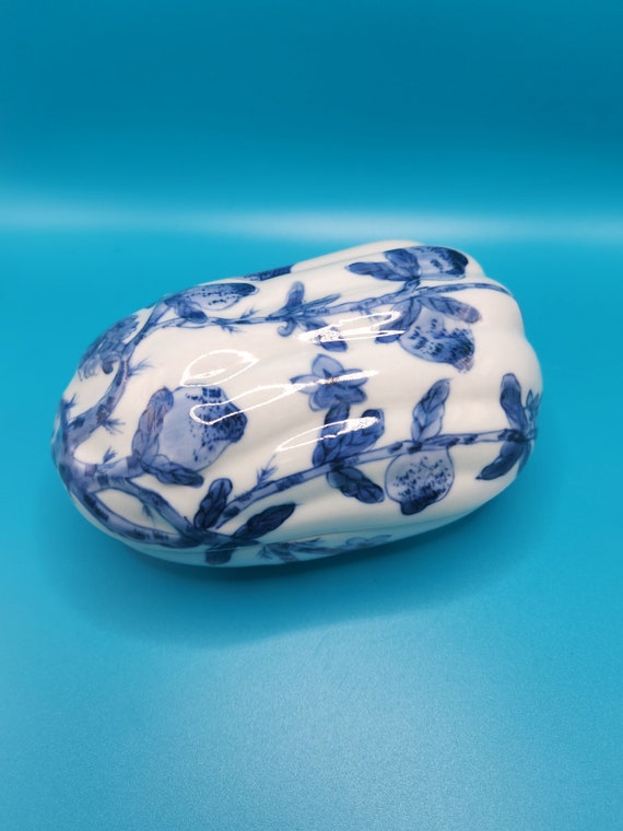 Blue and White Floral Vintage Porcelain Japanese T