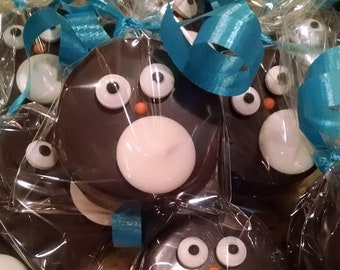 Penguin chocolate covered Oreos