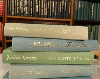Grüner Bücherstapel | Schwedische Schmuckbücher | echtes Hardcover