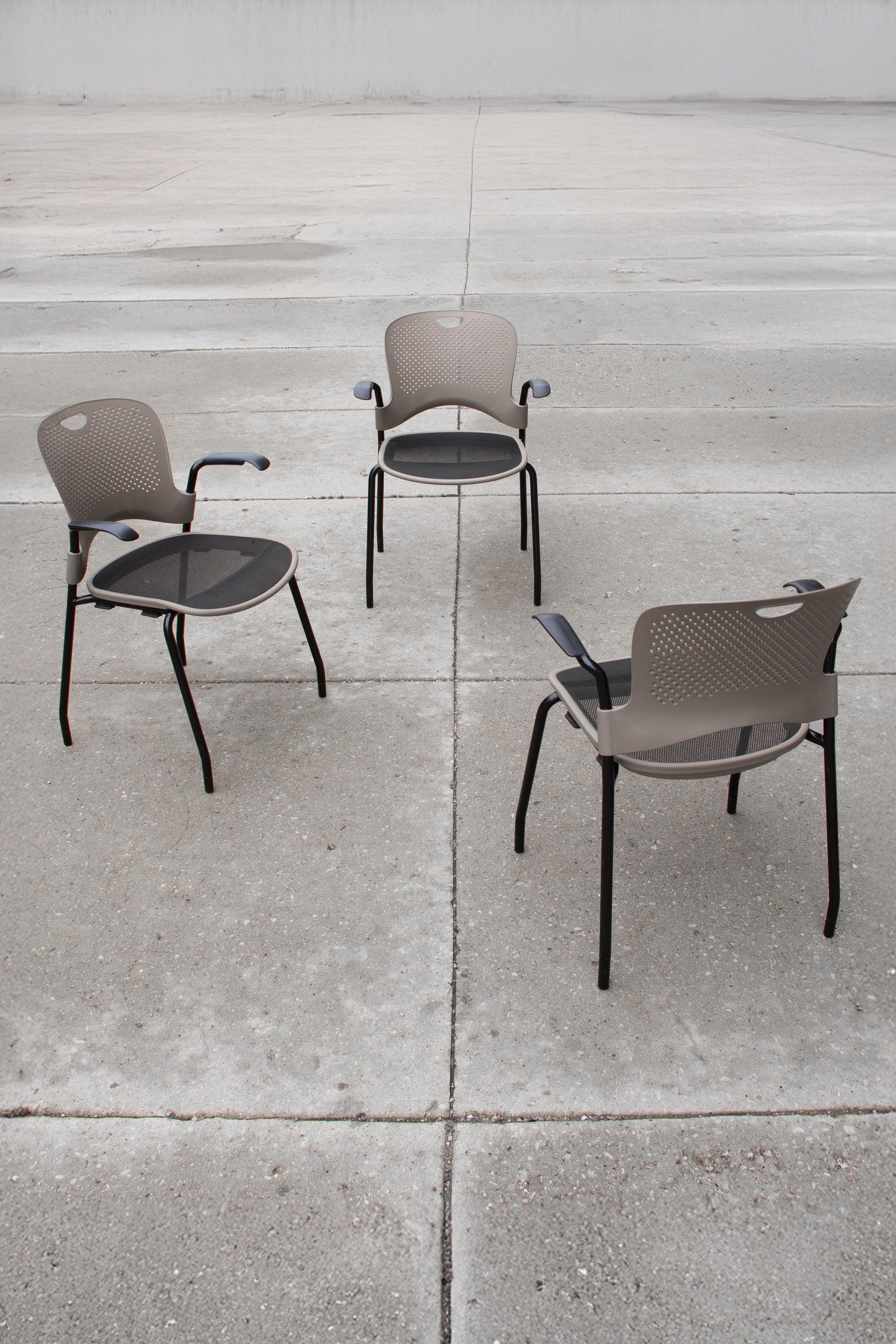 Herman Miller Caper Chairs – 2007 - Jeff Weber - Sand with Black Mesh - Modern Design Y2K