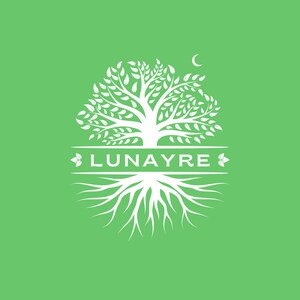 Könnte beinhalten: Weiße Silhouette eines Baumes mit Wurzeln und Blättern, mit einem Halbmond darüber. Der Text "LUNAYRE" steht auf einem Banner unter dem Baum.