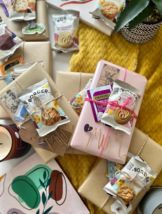 Blind Date With a Book Mothers Day Gift, mystery book, preloved surprise book, choose your genre, gifts for mums, book gift, wrapped present