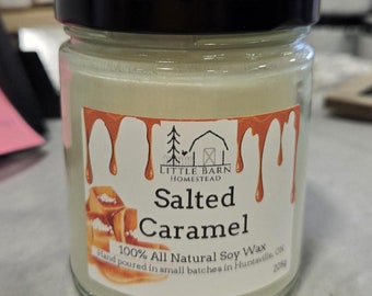 Handmade Salted Caramel Soy Candle – Rich Caramel, Vanilla & Coconut Scent – Delectable, Eco-Friendly Candle – Perfect Gift for Sweet Treat