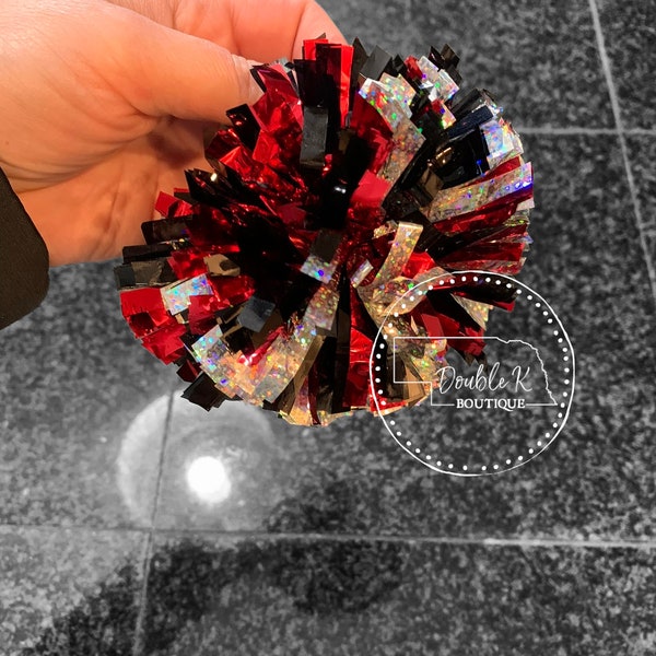 Pom Pom Keychain - Cheer Keychain - Cheerleading Keychain - Cheer Team Gift -Cheer Coach Gift - Cheerleading Favors