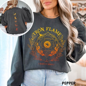 Iron Flame Sweatshirt, Fourth Wing Shirt, Rebecca Yarros, Dragon Rider Shirt, Violet Sorrengail, Bookish Shirt, Basgiath War College Shirt