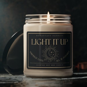 LIGHT IT UP Crescent City, Crescent City gift, through love all is possible, Bryce Quinlan, Starborn, House of Earth and Blood, sarah j maas, booklover candle, bookish candle