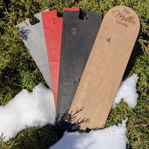 Règle de courbe de croissance en bois personnalisée - Système de mesure de la taille empilable de style puzzle - Nom de famille souvenir personnalisé - Extensible de bébé à tout-petit