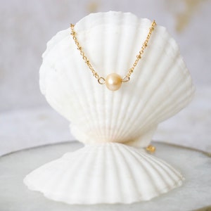 natural freshwater Pearl Chain Necklace 18k’gold plated with natural freshwater Pearl hazel color