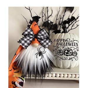 Halloween Gnome, Spooky Gnome, Halloween decor, Tiered tray decor, Fall gnome, Farmhouse decor., Handmade gnome.