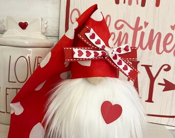 Gnome de la Saint-Valentin, décor de plateau à plusieurs niveaux de la Saint-Valentin, nain fait main
