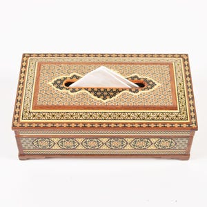 Luxurious wooden tissue box, handmade and inlaid with copper