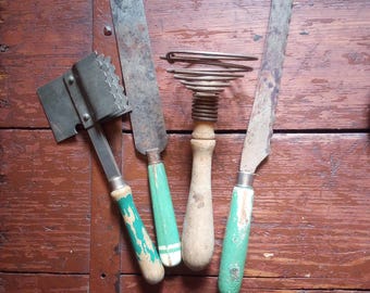 Utensilios de cocina vintage, mango verde.