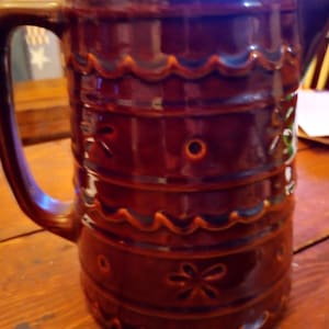MarCrest, Daisy Dot, stoneware pitcher