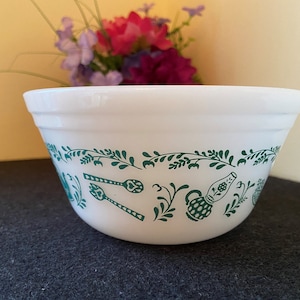 Vintage Federal Glass mixing bowl 6” Kitchen Scandinavian pattern teal  turquoise 1960’s
