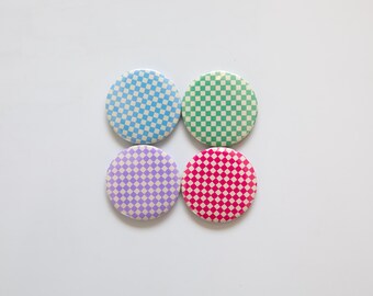 Juego de imanes con botones de tablero de ajedrez en tonos pastel