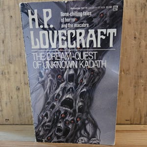 The Dream-Quest of Unknown Kadath // H.P. Lovecraft // 1989 // Vintage Paperback Cosmic Horror