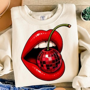 Rote Lippen Disco Kirsche PNG | Retro Y2K Sublimationsdesign mit Glitter Ball Fruit | Transparente Graphik zum Basteln & für Pop Art Projekte