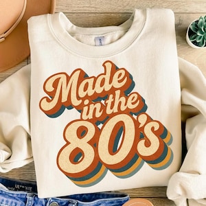 Made in the 80s PNG - Vintage 1980s Birthday Sublimationsdesign - Retro Groovy Schrift Clipart für T-Shirts, Party Dekoration, Sofort Download