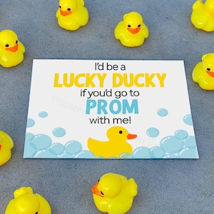 Ideas para propuestas de graduación &quot;Sería un patito afortunado si fueras conmigo al baile de graduación&quot;. DESCARGA INSTANTÁNEA: Idea para póster de propuesta de patito de goma.