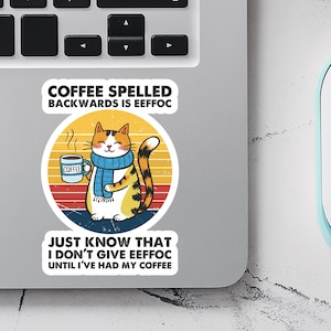 Sticker café drôle, café épelé à l'envers, chat buvant du café, cadeau pour amateur de café, Sticker ordinateur portable et bouteille d'eau