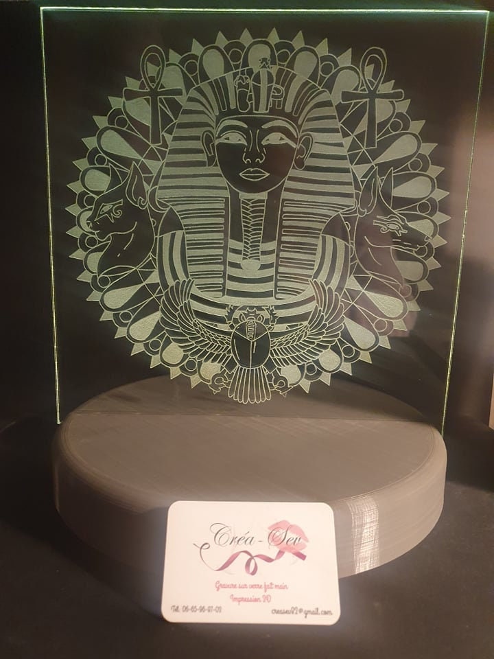 Plaque Gravée et Socle Lumineux