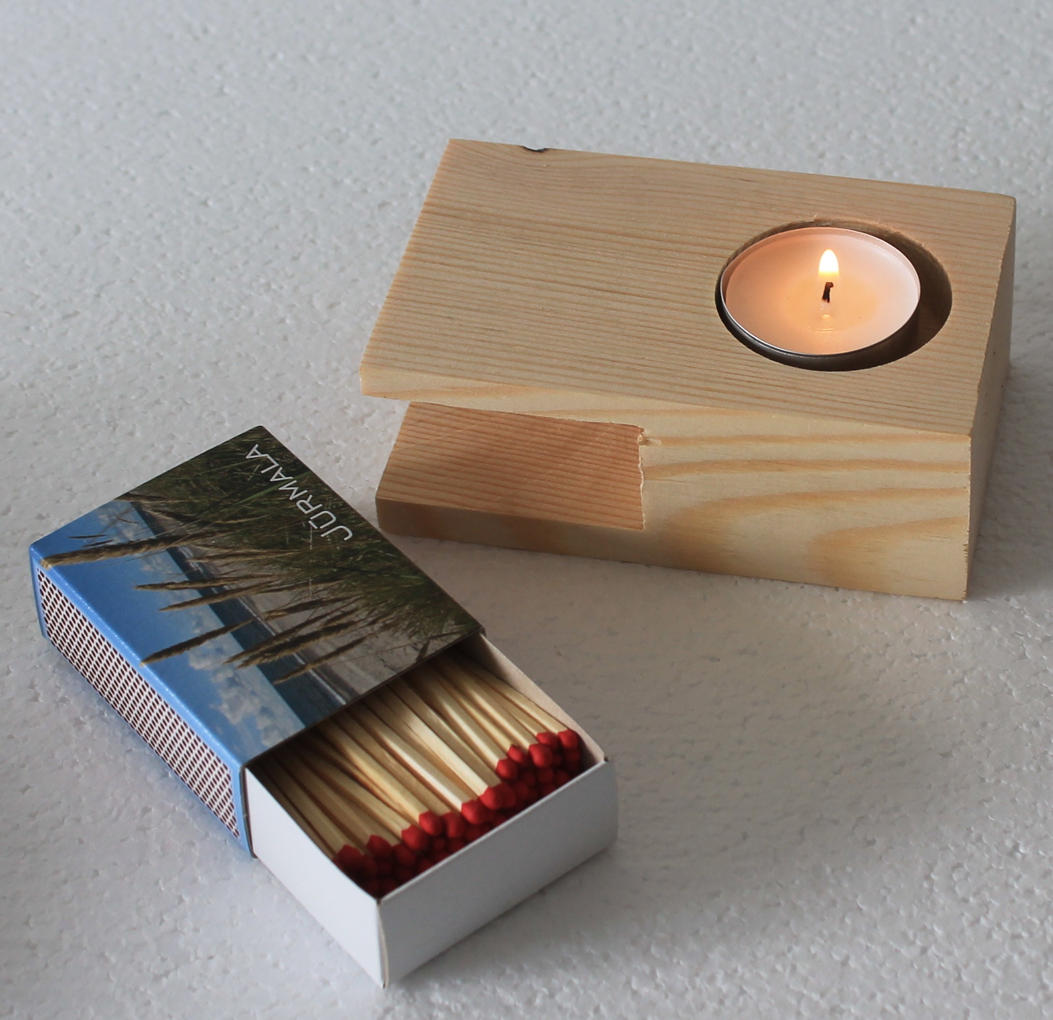 Maple Leaf Cutout Tea Light Holder main image 0