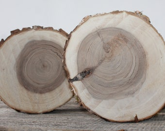 Rustic Wood Slice Cake Stand: Live Edge Woodland Centerpiece