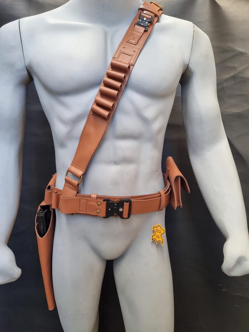 Handmade Leather Mandalorian Belt, Star Wars Cosplay Holster image 1