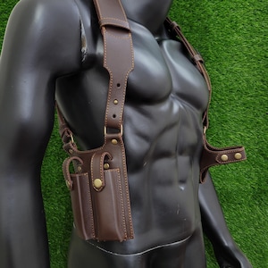 Leon kennedy holster - Etsy 日本